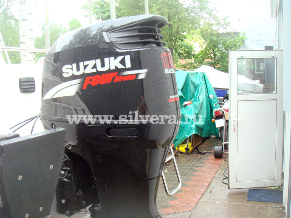   silver star cabin 650    Suzuki DF175